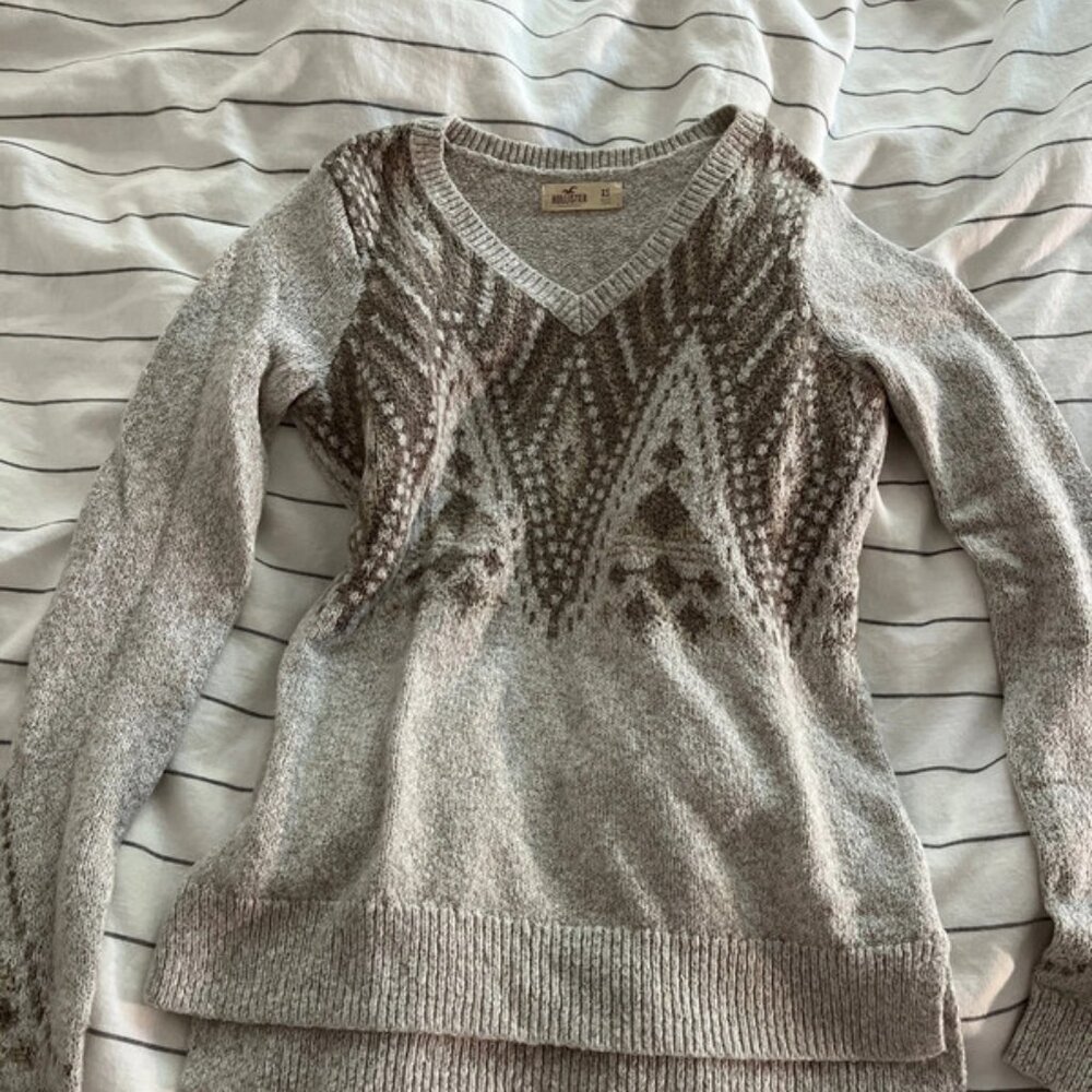 beige v neck sweater
